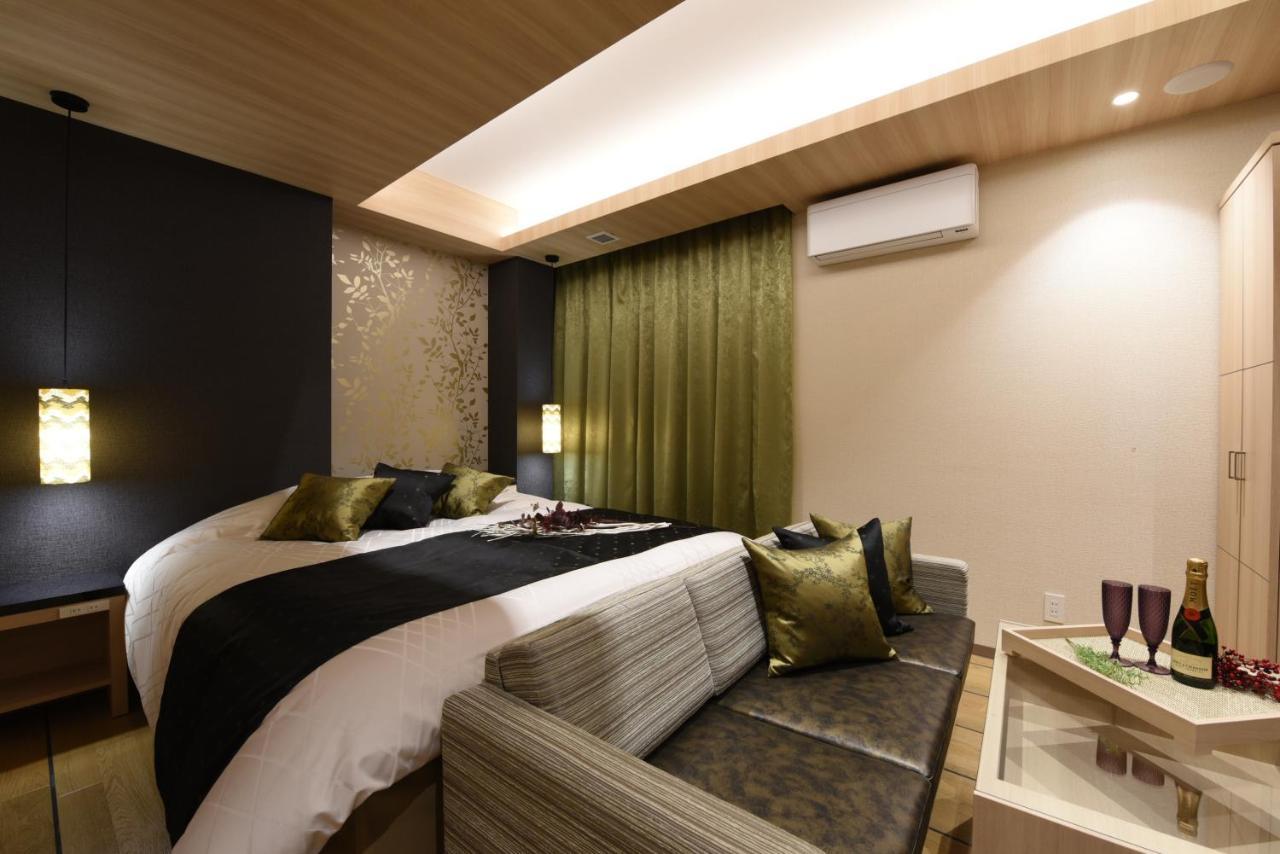Hotel Zen Sennichimae (Adults Only) Osaka Exterior photo